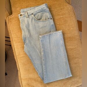 Men’s Mid Light Wash Wrangler Jeans 36x 30